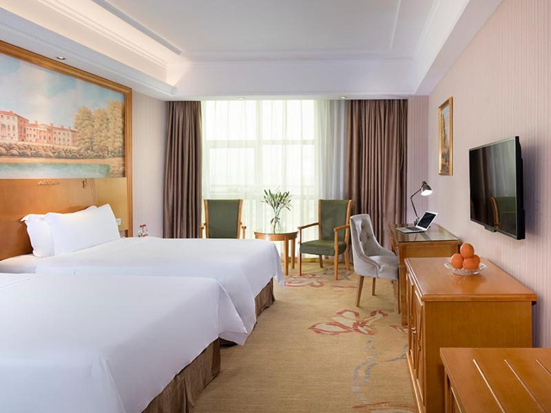 Vienna Hotel Hainan Oriental Avenue Dongfang Εξωτερικό φωτογραφία